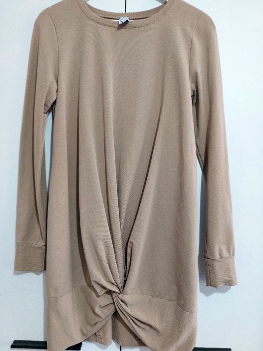 Рокля V'ZAR'O ,М размер, цвят пудра