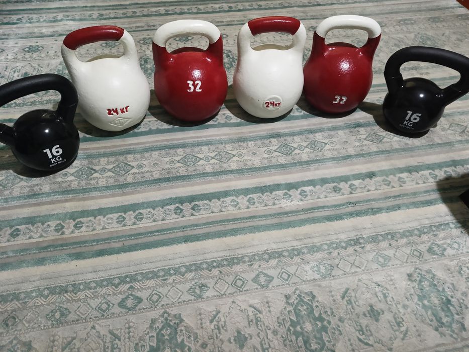 Продам гири разные