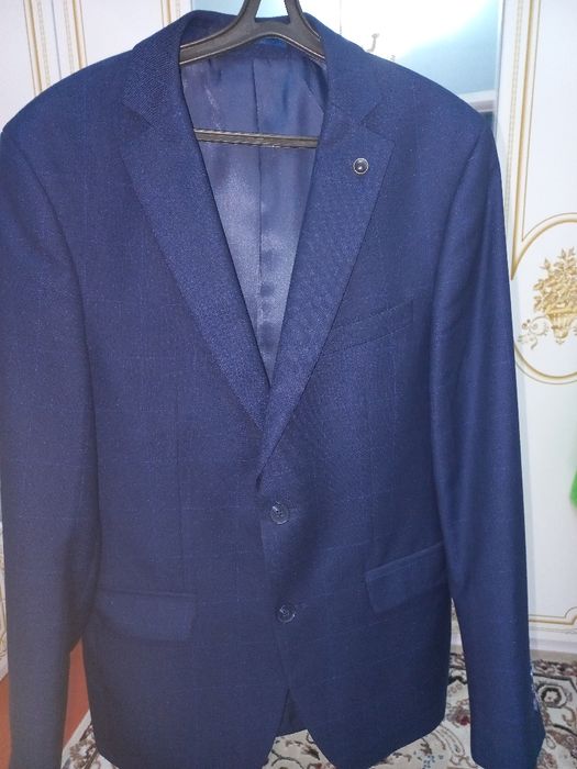 Классический кастюм тройка