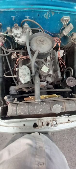 Zil 130 vadavoz sotiladi ishga tayyor