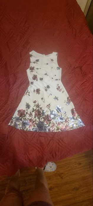 Рокля със цветя.