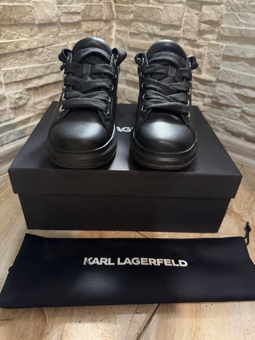 Karl Lagerfeld сникърси