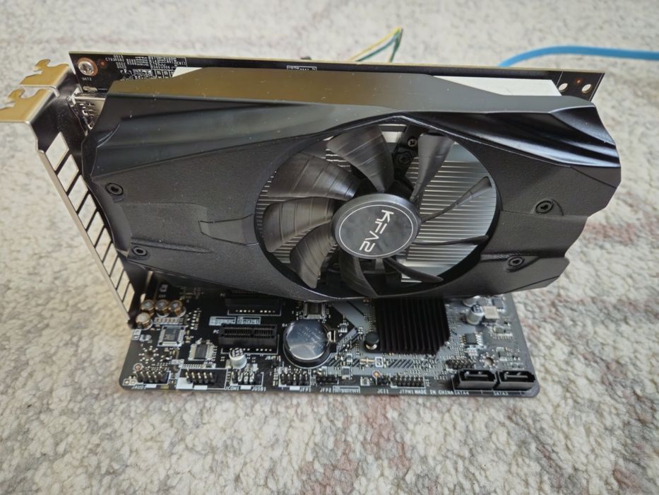 Kit gaming I5 8400, 16gb DDR4 dual channel, SSD Samsung 256, placa video 1050 GTX,