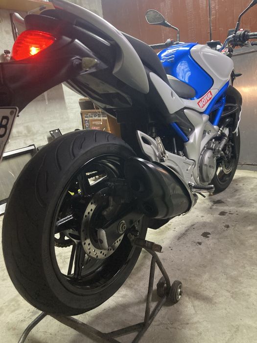 Suzuki  Sfv 650 Gladius