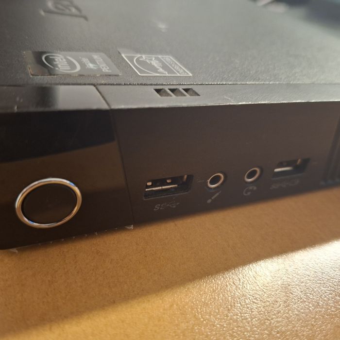 Sistem Mini Pc Lenovo Thnkcenter m73 P, i5 4570T de 2.9 GHz , 8gb, SSD 128gb