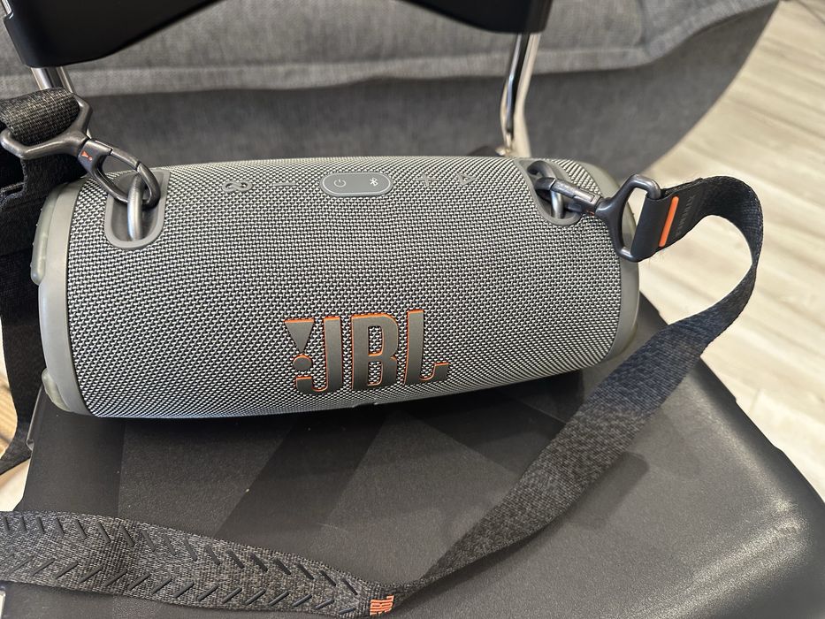 Продам колонку JBL Xtreme 3