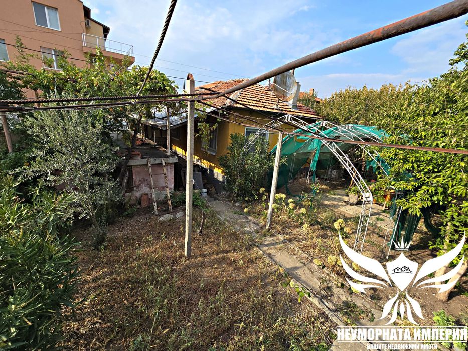 Продава се Къща в Асеновград - 210 кв.м за 323 €/кв.м - Снимка #13