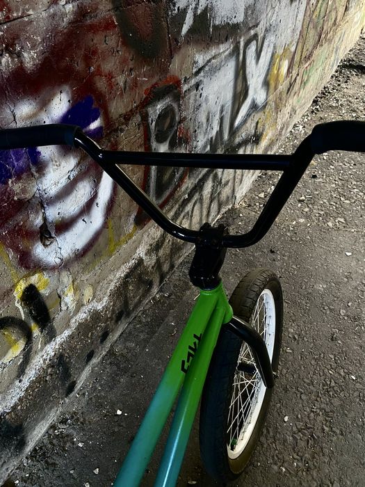 Трюковой велосипед BMX