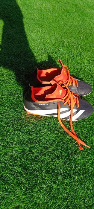 Детски футболни обувки  Adidas Predator