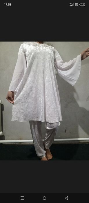 Oq kelinlar uchun kôylak poycha