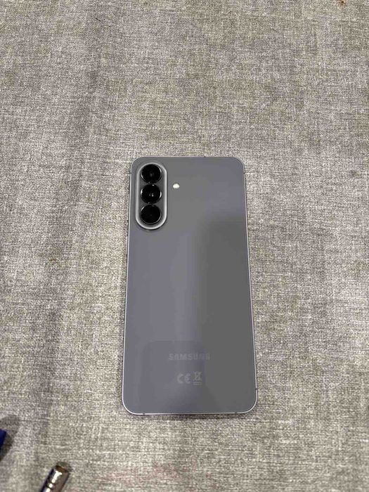 Samsung Galaxy A57 — цена: 649 лв.
