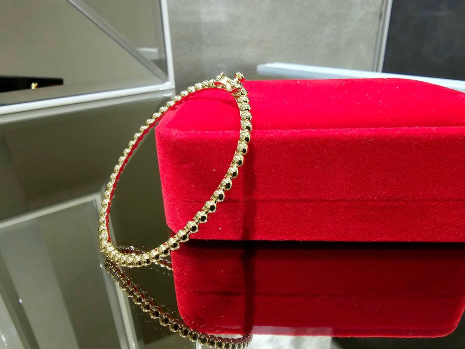 Van Cleef & Arpels VCA Gold Perlée Pearls Дамска Гривна