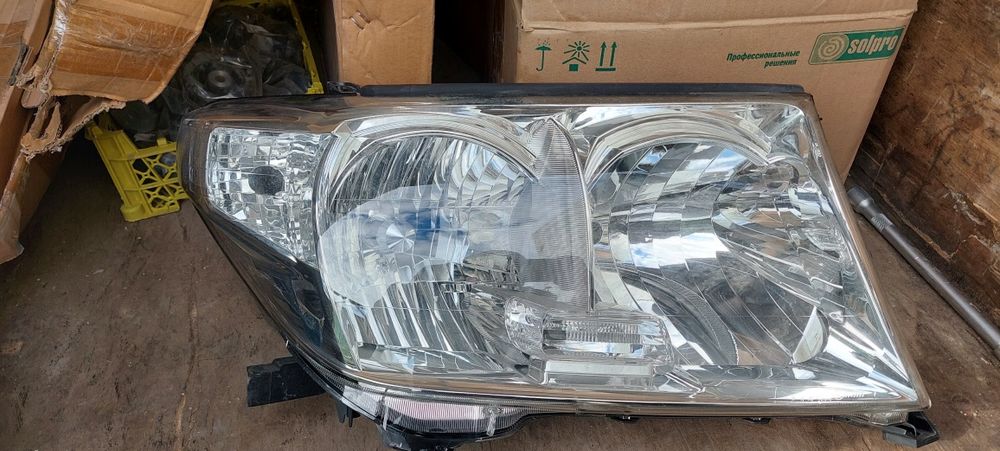Фара правая тойота лэнд крузер 200