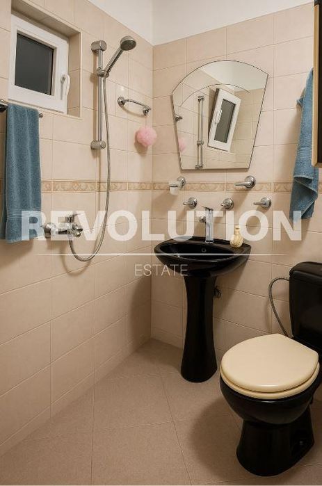 Дава се под наем Къща в с. Приселци, Област Варна - 89 кв.м за 450 € - Снимка #4