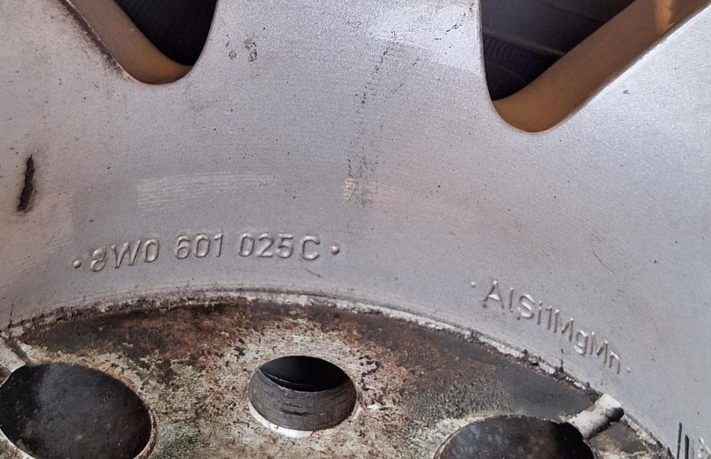 Jante Audi 225/50 R17