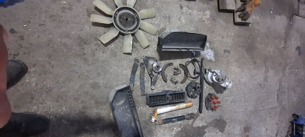 Запчасти на мерседес