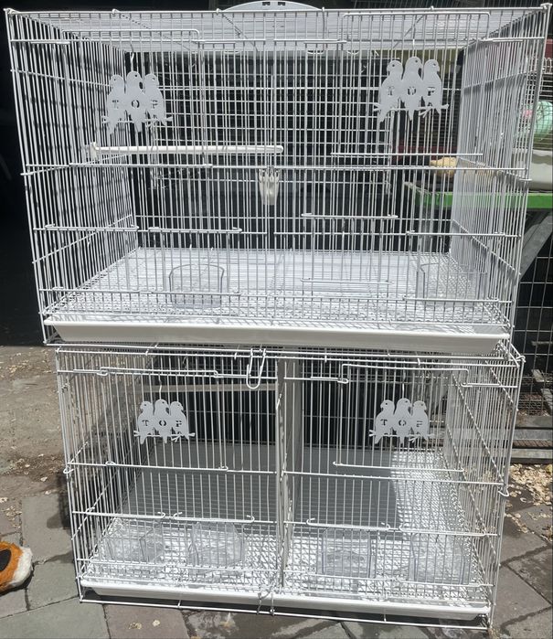Продам клетки для попугаев