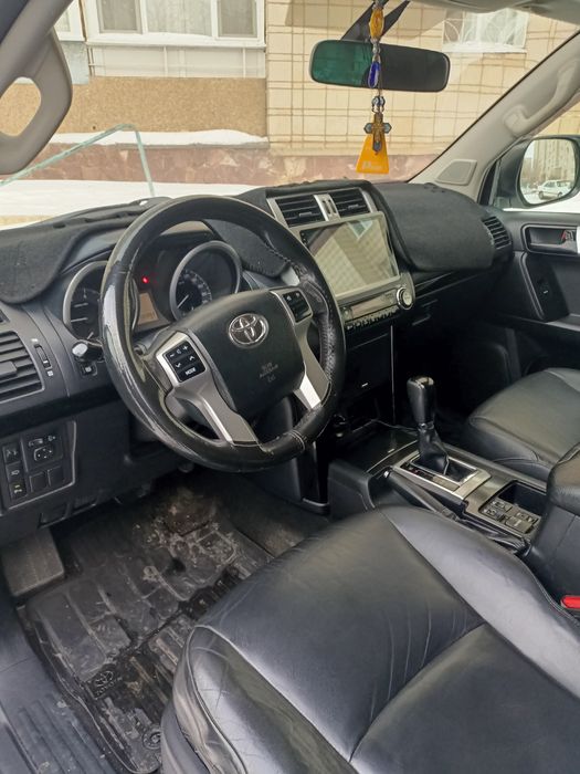 Тойота Ланд Крузер 150