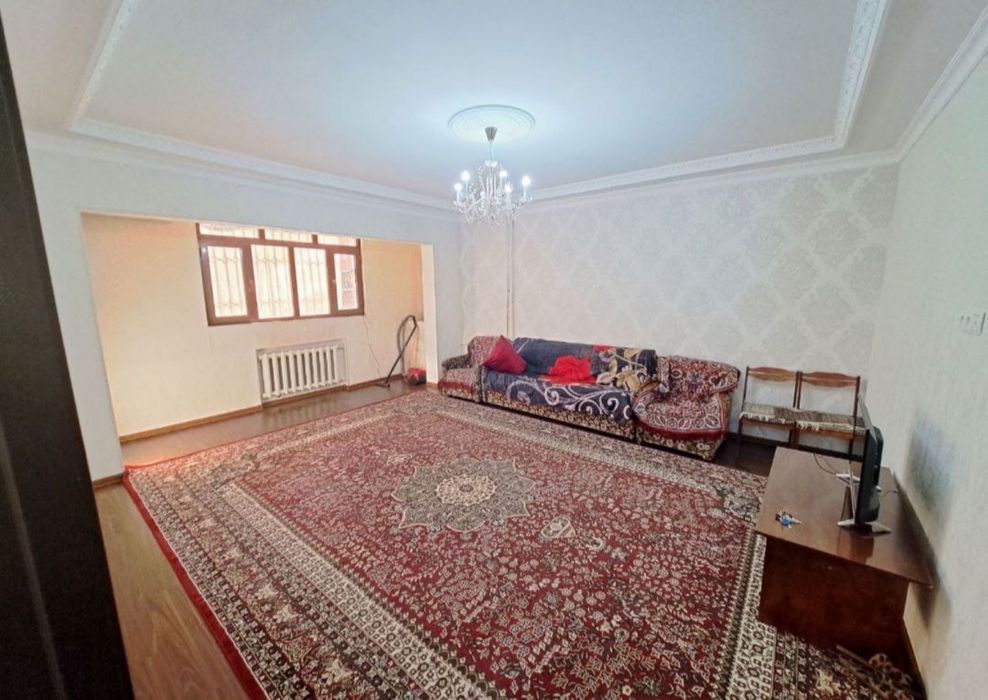 Продается квартира Юнусабад 6-квартал 1-этаж