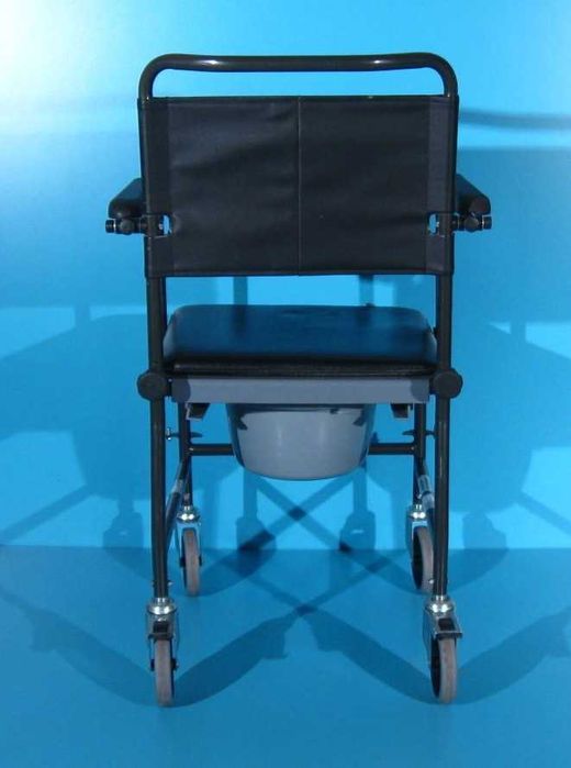 Scaun cu WC (toaleta) Invacare - fara suporti picioare