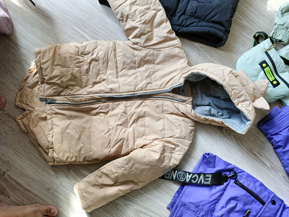 Продам куртки недорого