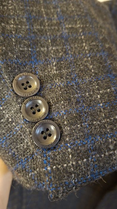 Люксовый пиджак Bugatti