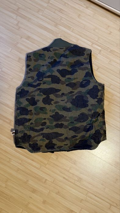 Carhartt x BAPE елек