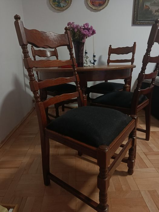 Set Masa si Scaune Vintage din Lemn Masiv - Extensibila