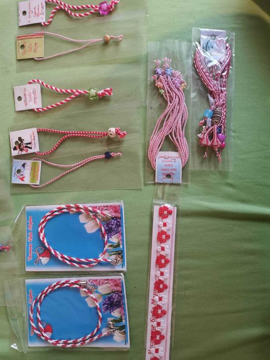 лот от мартеници