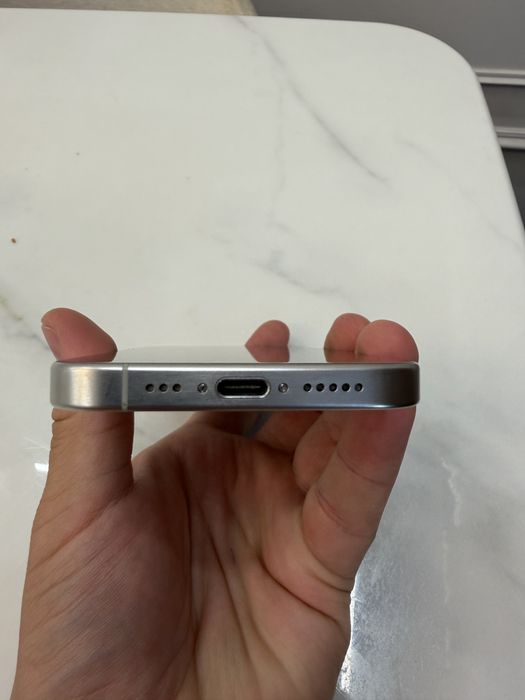 Iphone 15pro 256гб