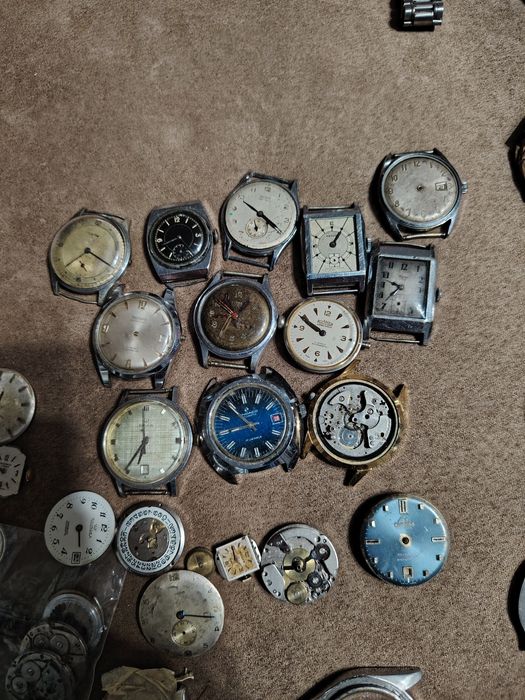 Lot cadrane  și mecanisme ceasuri