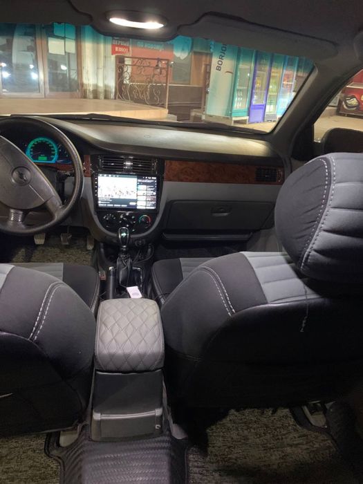 Shevralet Lacetti 2011