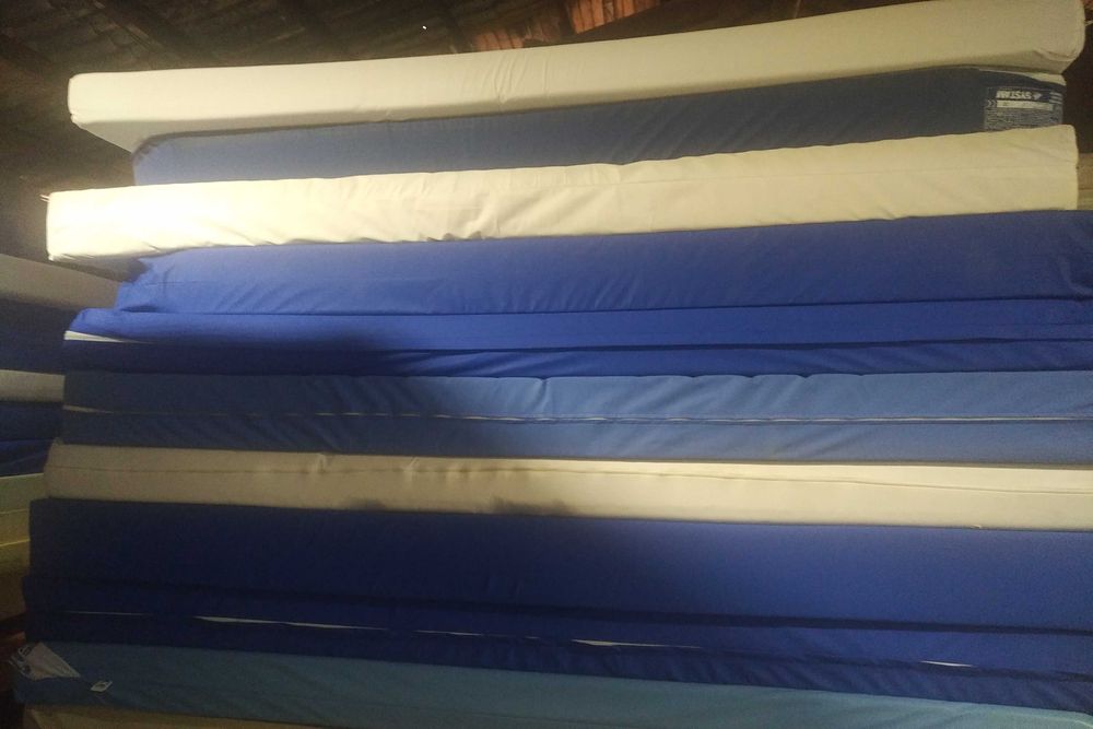 Пасивен антидекубитален матрак/ дюшек ,легло водоустойчива калъфка !