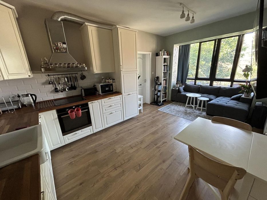 Продава се Тристаен апартамент в София, Славия - 92 кв.м за 2761 €/кв.м - Снимка #2