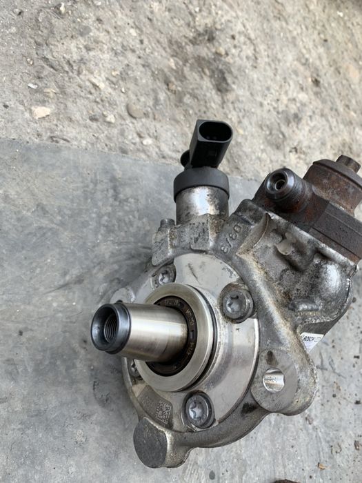 Pompa injectie pompa inalte bmw n47d20c f10 f11 e90 e91 f20 2.0d 184cp