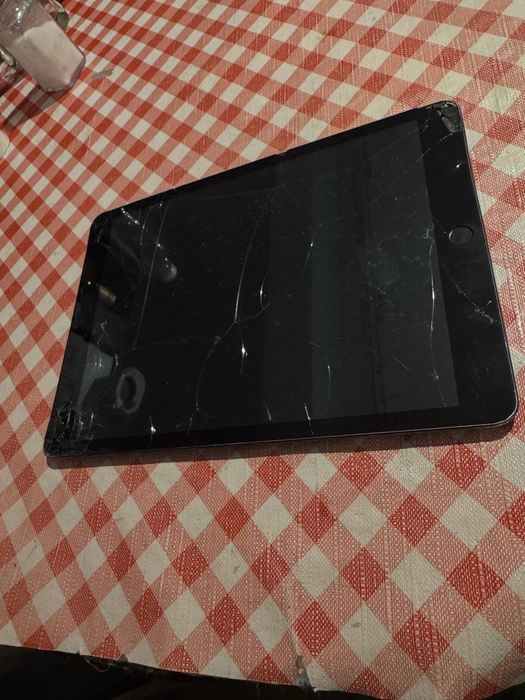 iPad 8 (2020) WIFI/ Cellular – със SIM