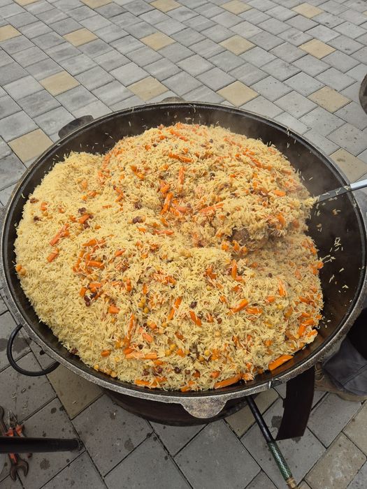 Повар на выезд  плов