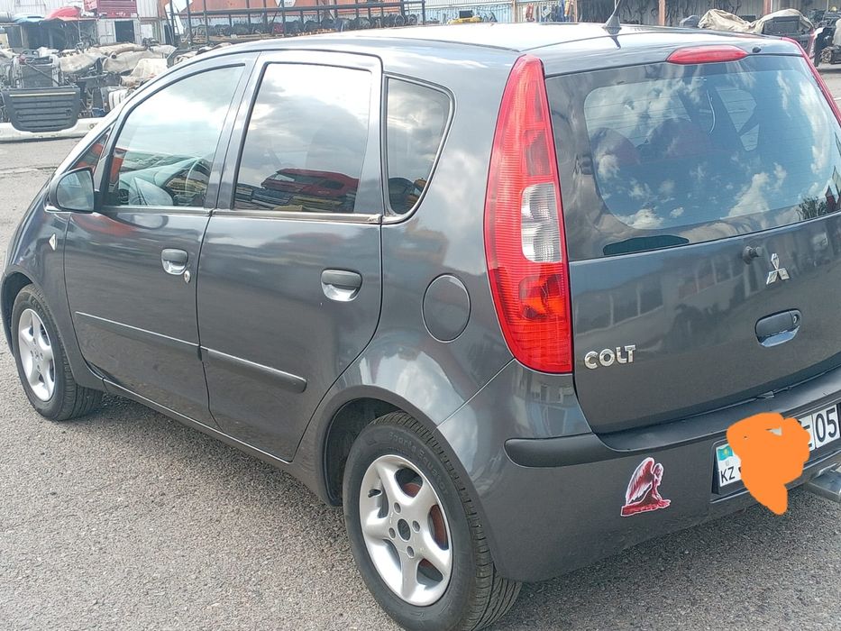 Продам  митсубиси кольт без вложений