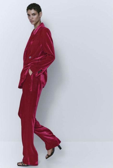 Pantaloni din catifea Massimo Dutti