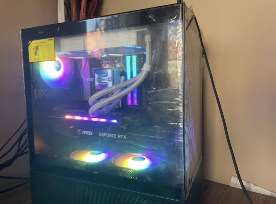 Геймърски компютър Ryzen 5 7500F / RTX 3070 / 32GB