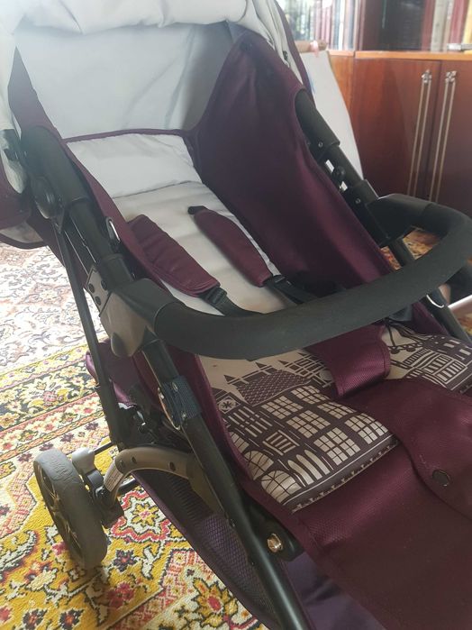 продам детскую коляску