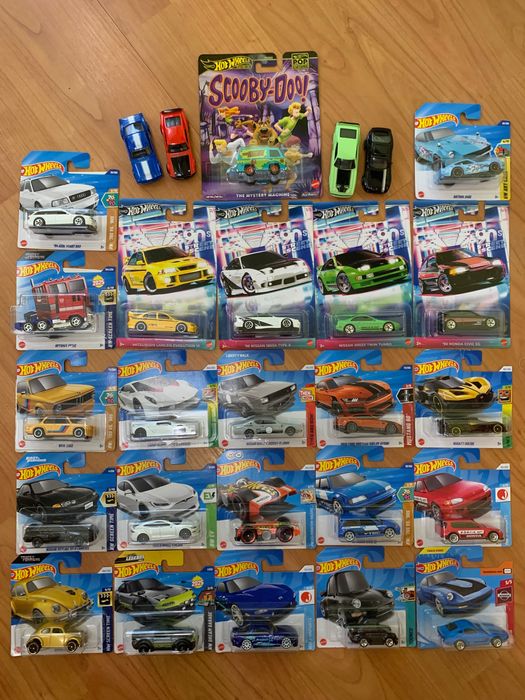 Hotwheels колички