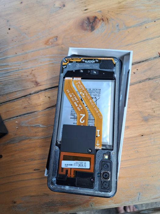 Telefoane Samsung S9plus si Samsung A50 pt piese