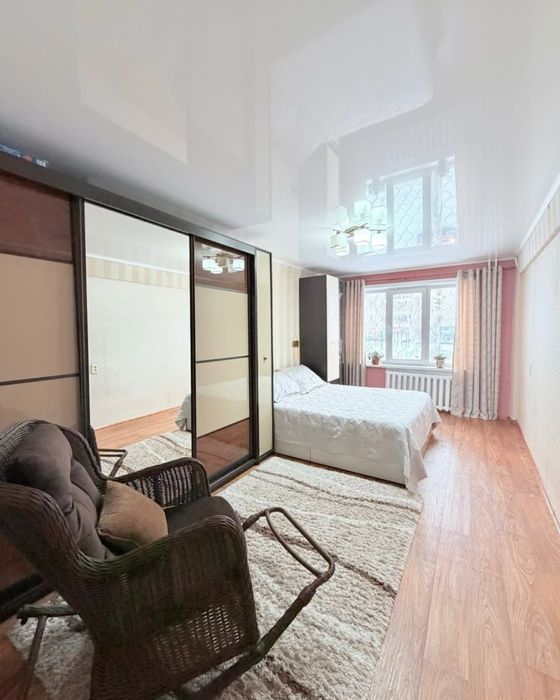 Продам 2-х комн. Михаэлиса, 12/1