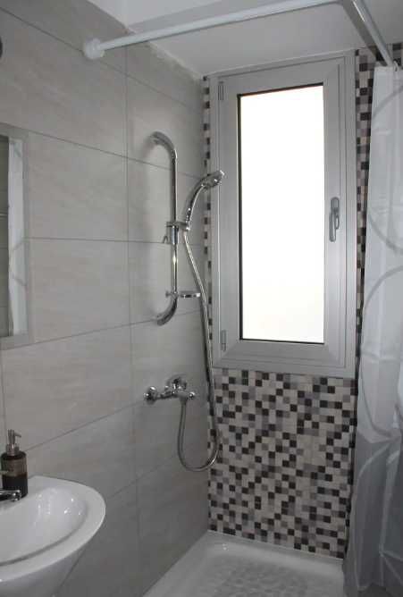 Дава се под наем Двустаен апартамент в Пловдив, Остромила - 61 кв.м за 300.9 € - Снимка #3