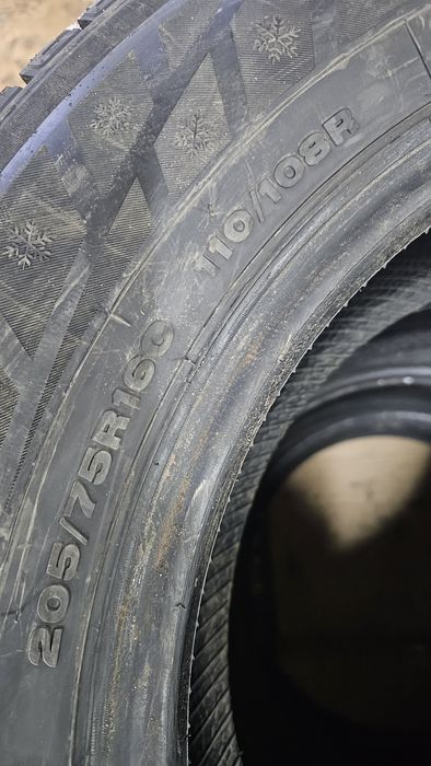 Резина зима 205/75/16C