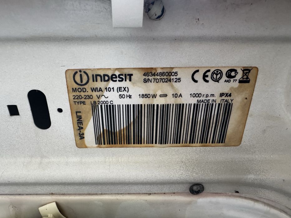 Indesit стеральный машина