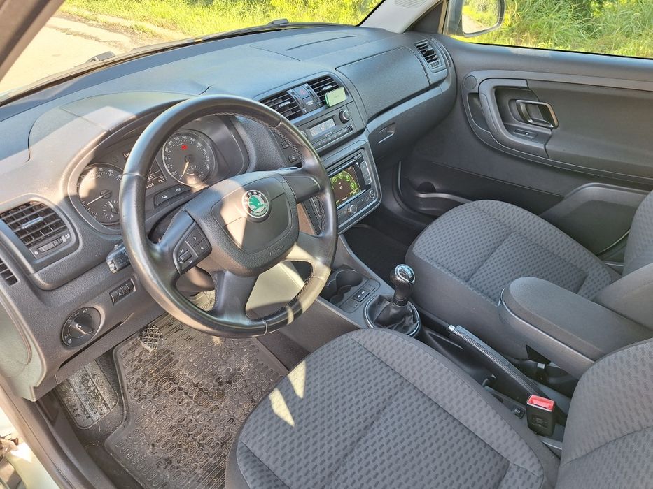 Skoda Fabia Greenline 2011  1200 cm TDi 90 cp  clima navi jante  Propietar
