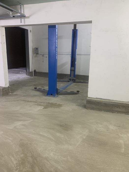 Гараж  с подьемником на час