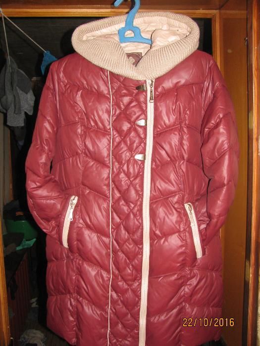 Продам куртки зимние.